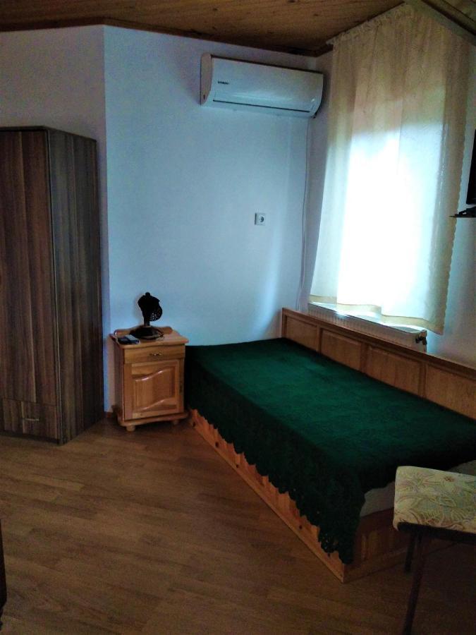 فندق Къща Речен Шепот كالوفر المظهر الخارجي الصورة